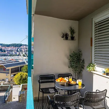 Modern Escape - Two Bedroom With Balcony * Dubrovnik